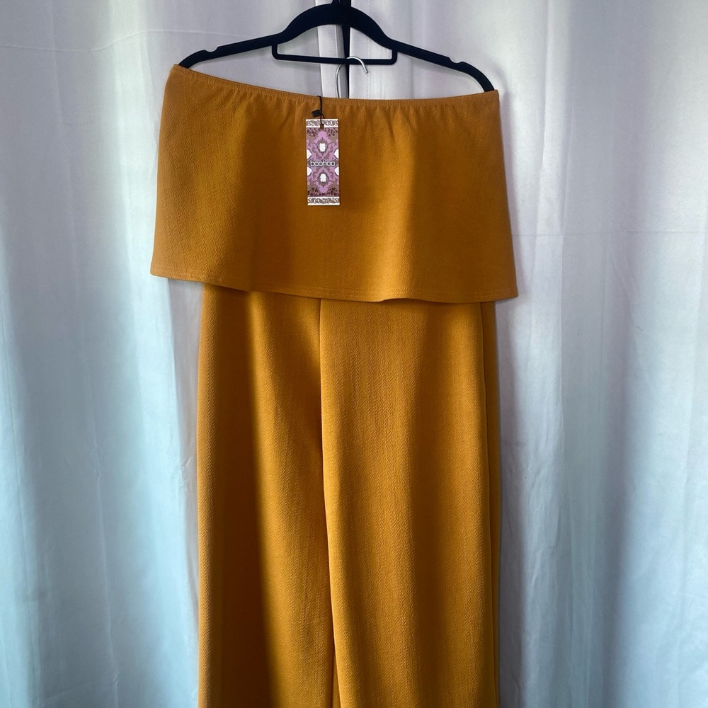 Boohoo two piece cropped top with gaucho pants NWT